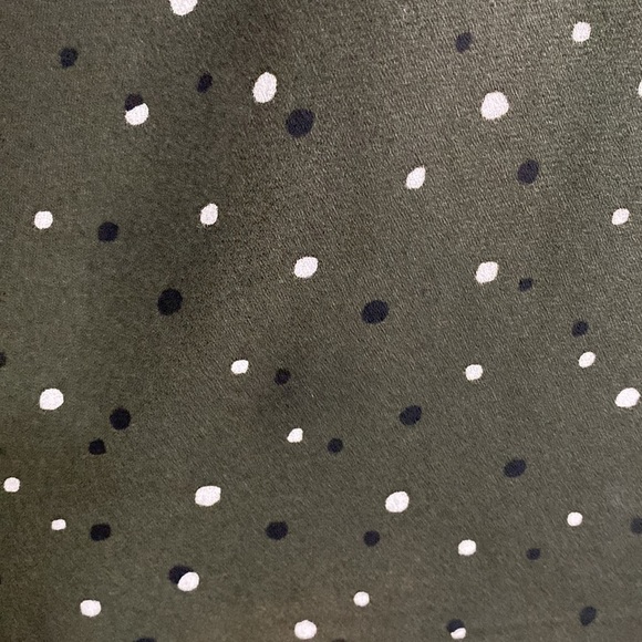 H&M | green and black & white polka dot bell sleeved dress - Picture 8 of 8